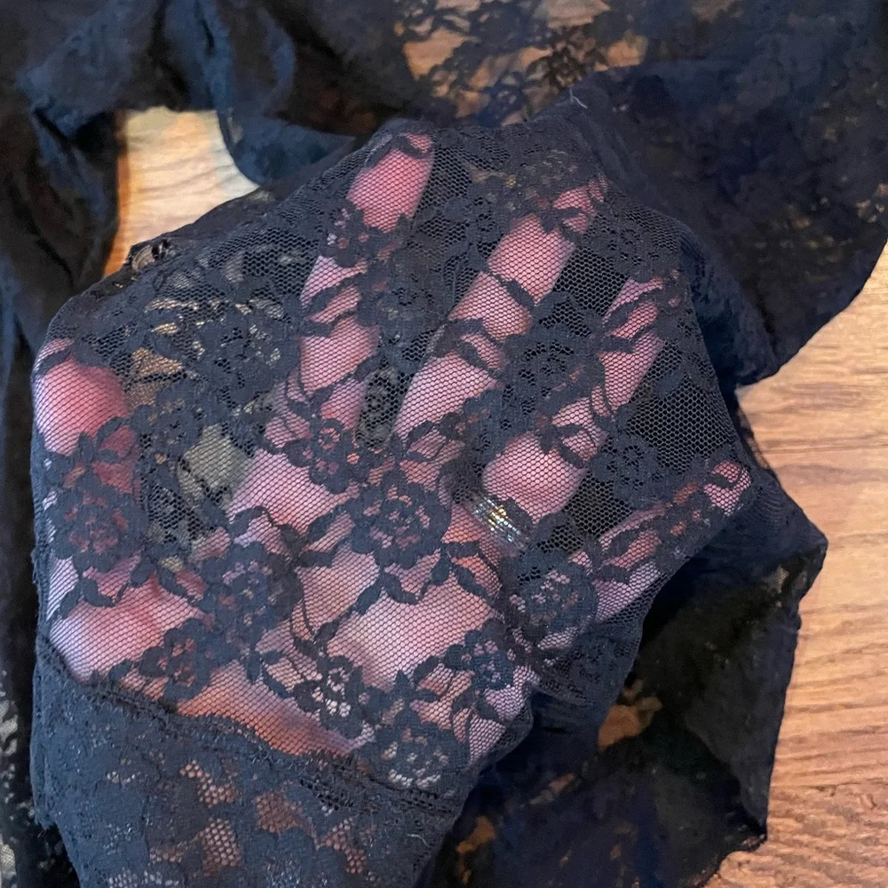 H&M sheer black lace bodysuit, size XS - Picture 5 of 5